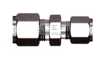 双卡套变径直通